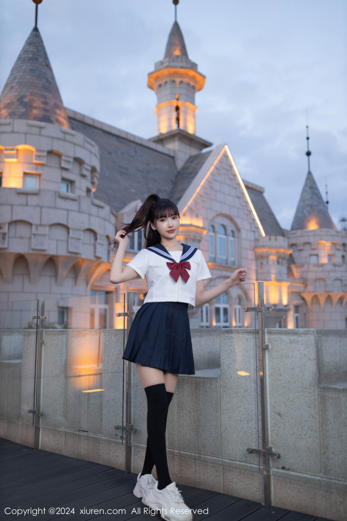 [XiuRen]高清写真图 2024.10.17 No.9305 陆萱萱 丝袜美腿