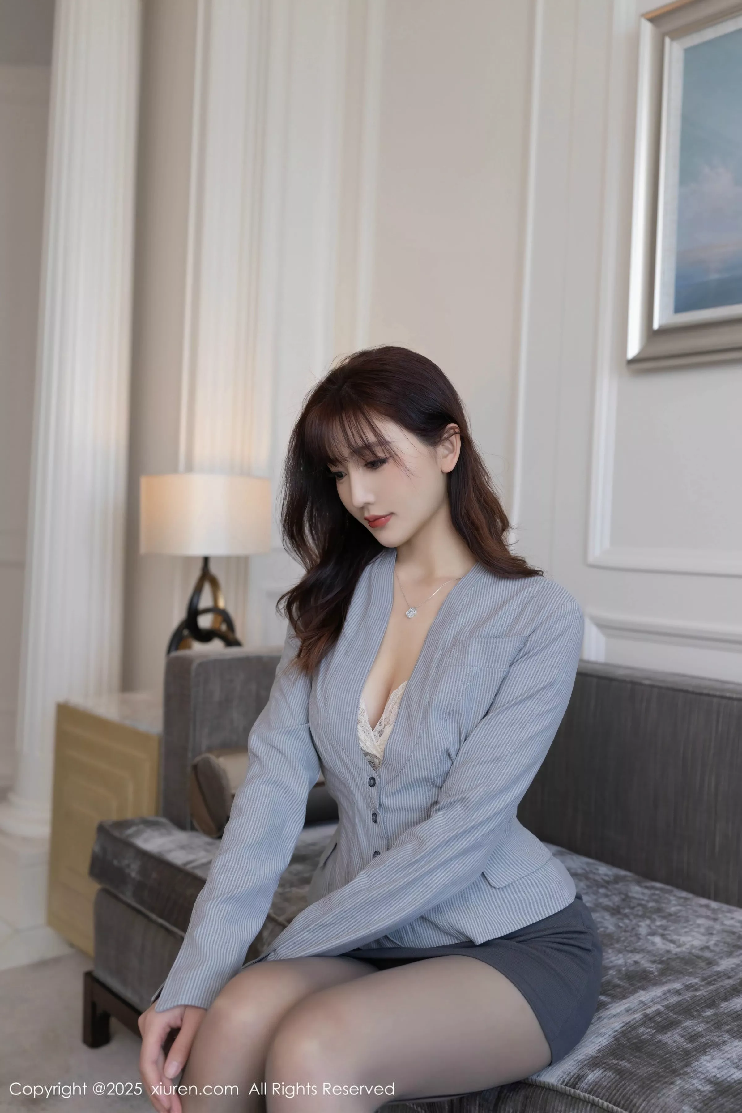 [XiuRen]高清写真图 2025.05.15 No.10282 陆萱萱 撩人心怀
