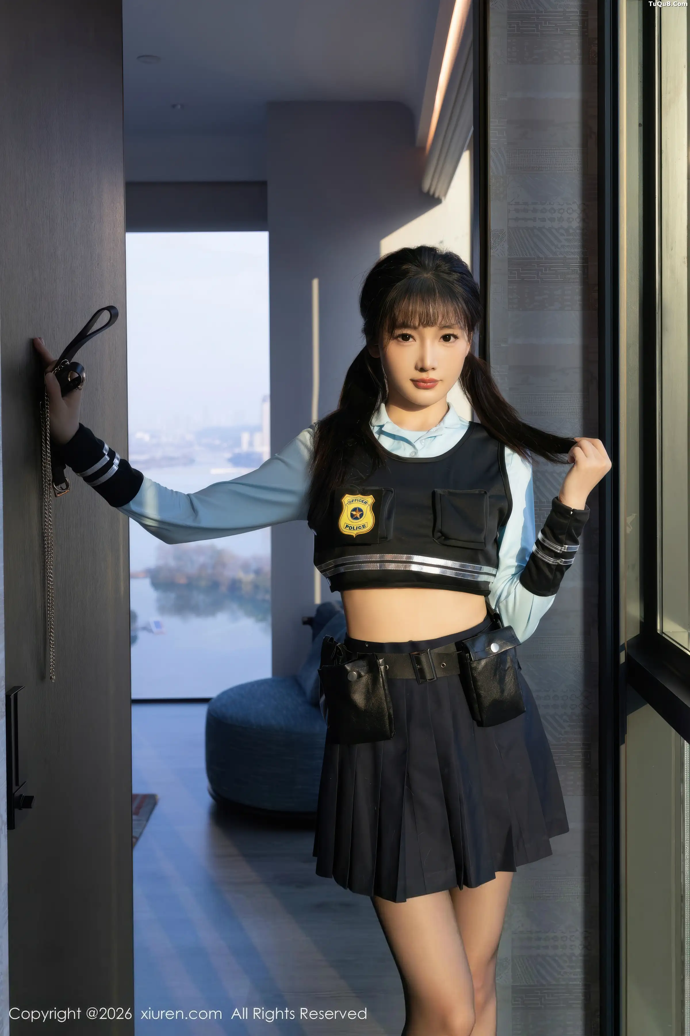 [XiuRen]高清写真图 2026.01.08 No.11209 陆萱萱 性感制服