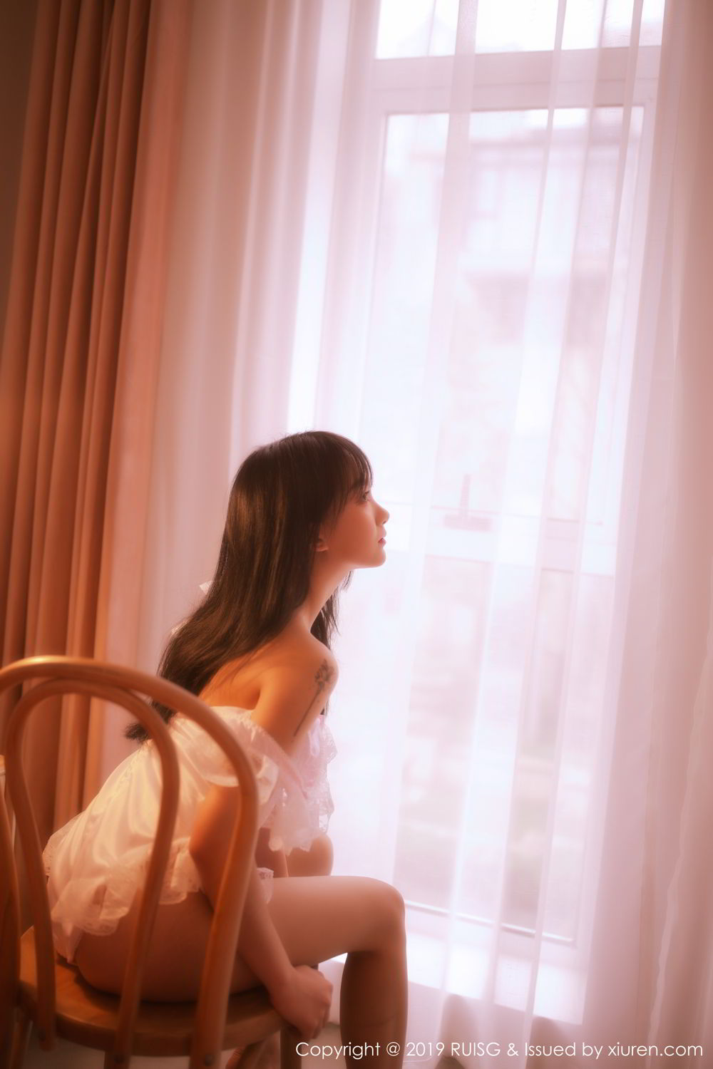 [RUISG]高清写真图 2019.09.11 VOL.085 小葡萄miki
