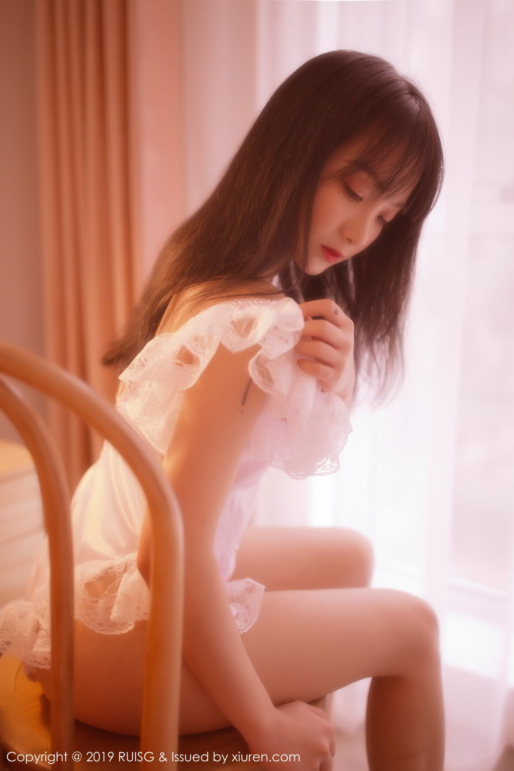 [RUISG]高清写真图 2019.09.11 VOL.085 小葡萄miki