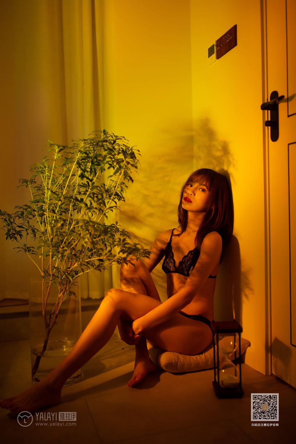 [YALAYI雅拉伊]高清写真图 2020.01.05 Vol.511 未突破防线 丽雅