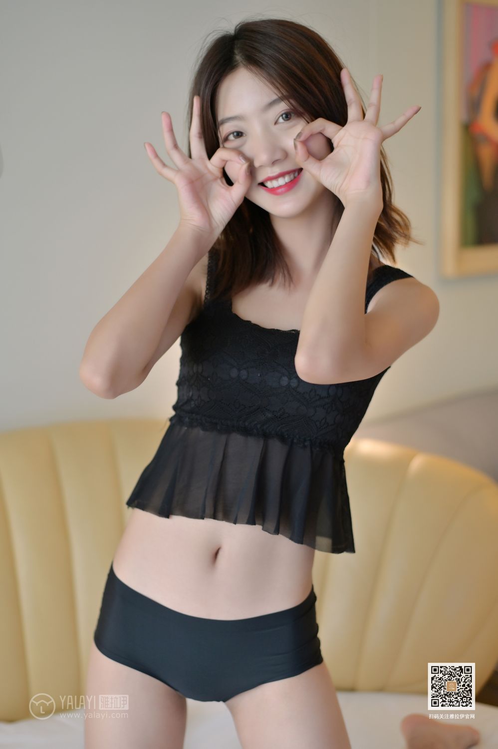 [YALAYI雅拉伊]高清写真图 2019.09.06 No.392 笑颜如花 纹纹
