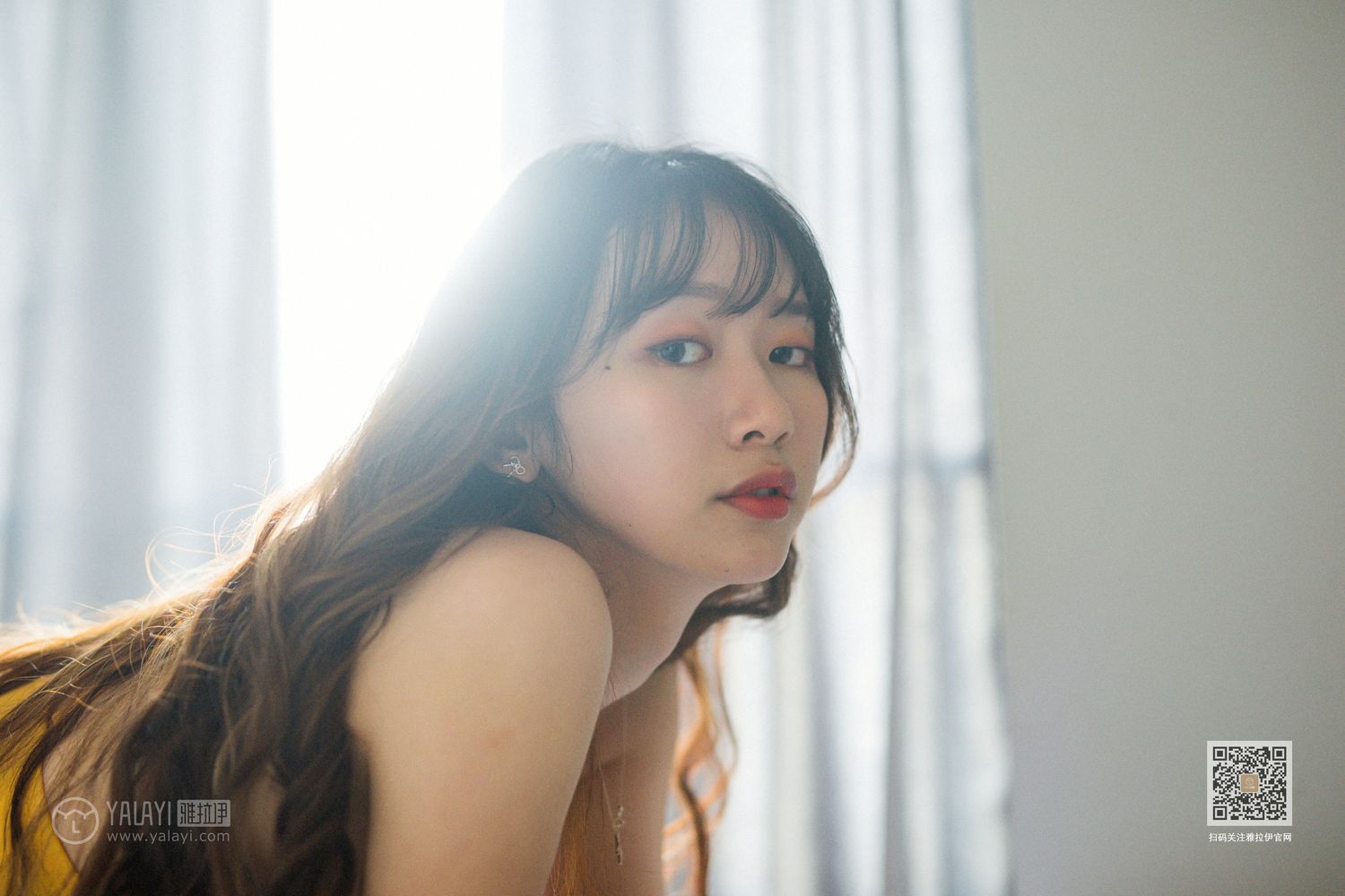 [YALAYI雅拉伊]高清写真图 2020.01.06 Vol.512 杏色女孩儿 晓琳