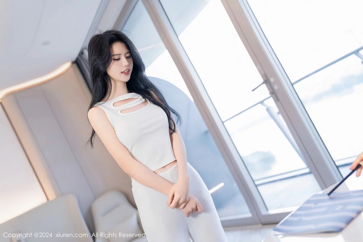 [XiuRen]高清写真图 2024.01.10 No.7937 浅浅Danny 美腿妩媚