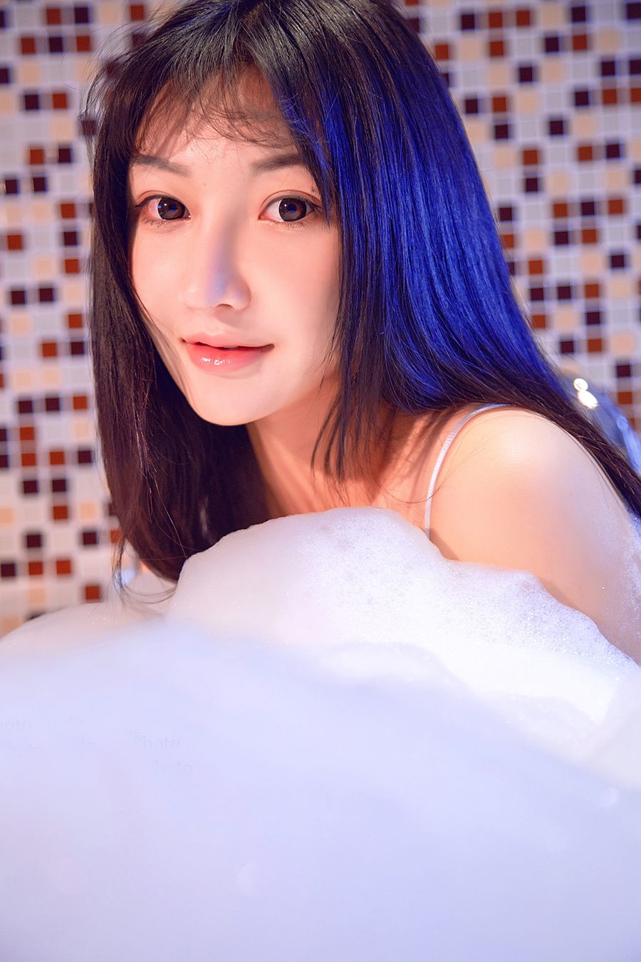 [TouTiao头条女神]高清写真图 2020-02-17 泡泡爱情 韩熙小狐狸