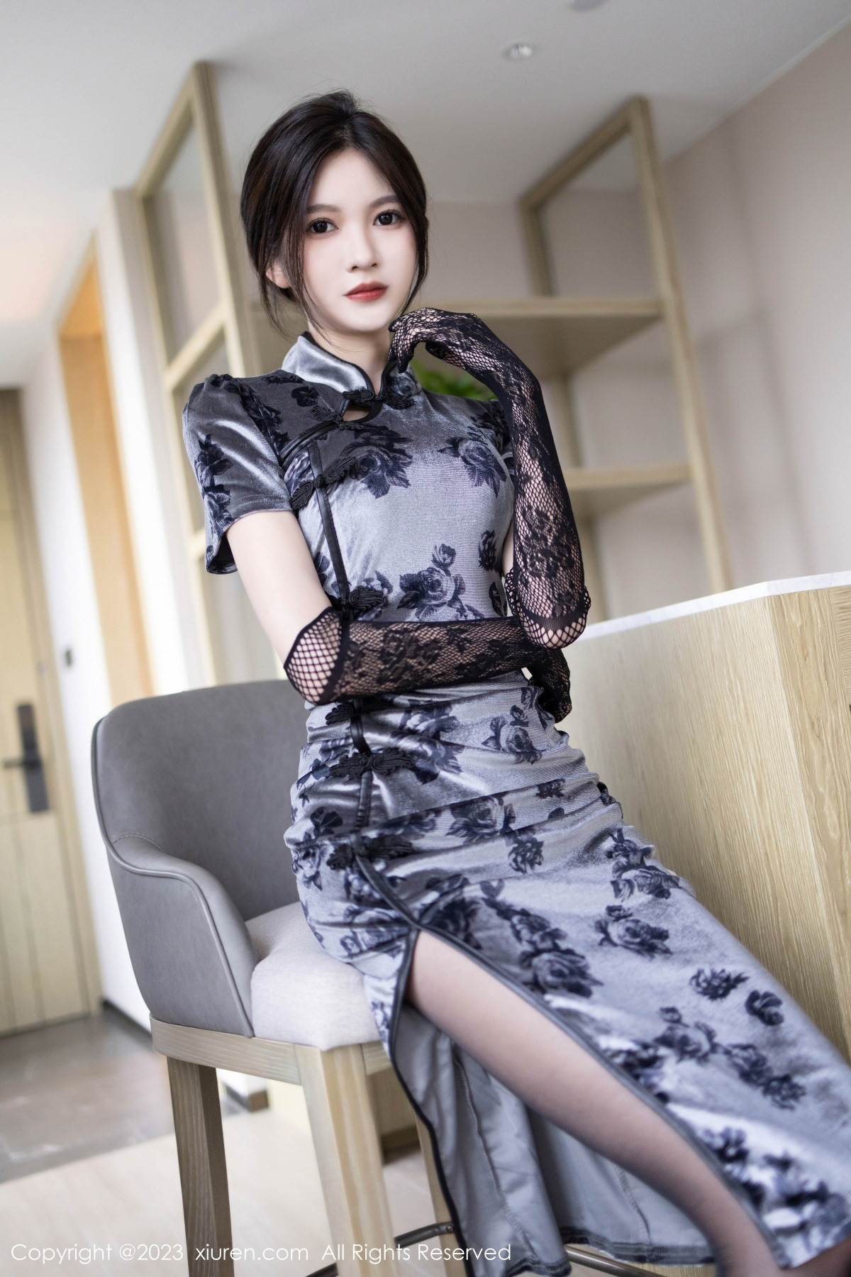 [XiuRen]高清写真图 2023.07.17 No.7089 程程程- 两套服饰