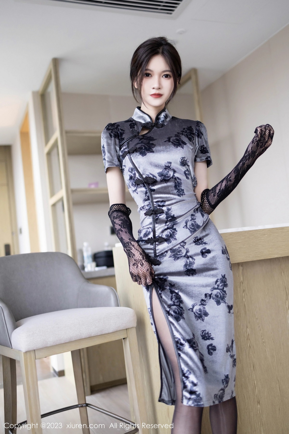 [XiuRen]高清写真图 2023.07.17 No.7089 程程程- 两套服饰