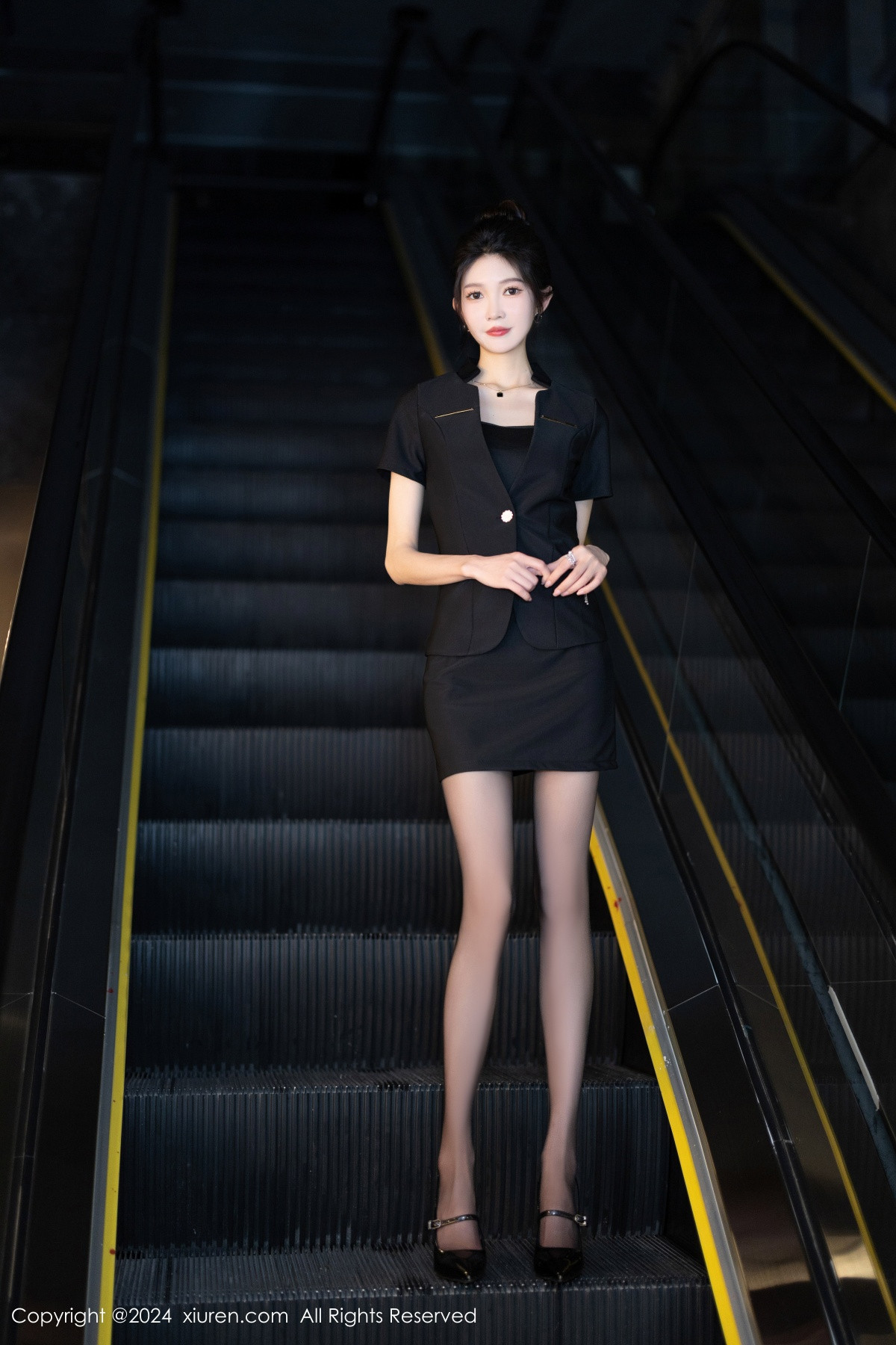 [XiuRen]高清写真图 2024.07.02 No.8791 程程程-
