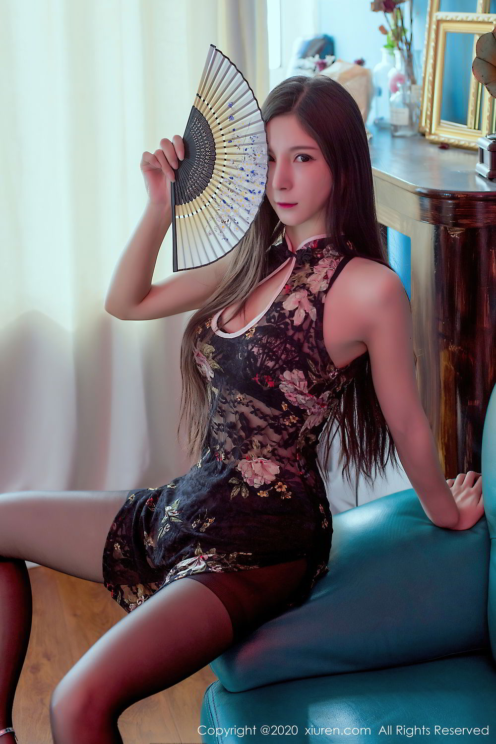 [XiuRen]高清写真图 2020.08.03 No.2395 小蛮妖Yummy