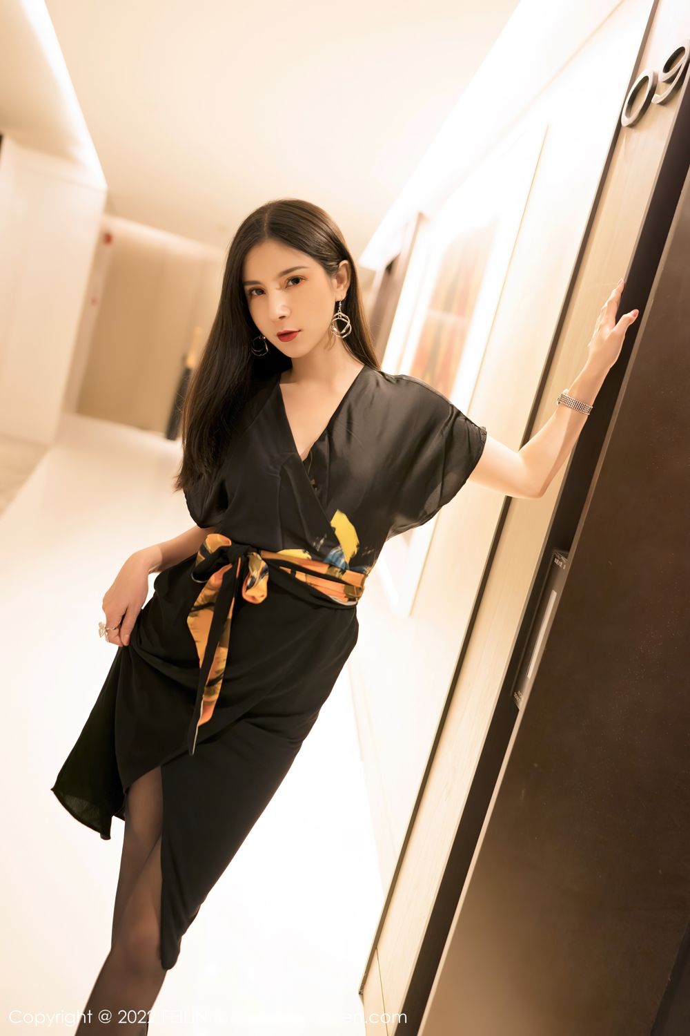 [FEILIN]高清写真图 2022.06.27 VOL.450 小蛮妖Yummy