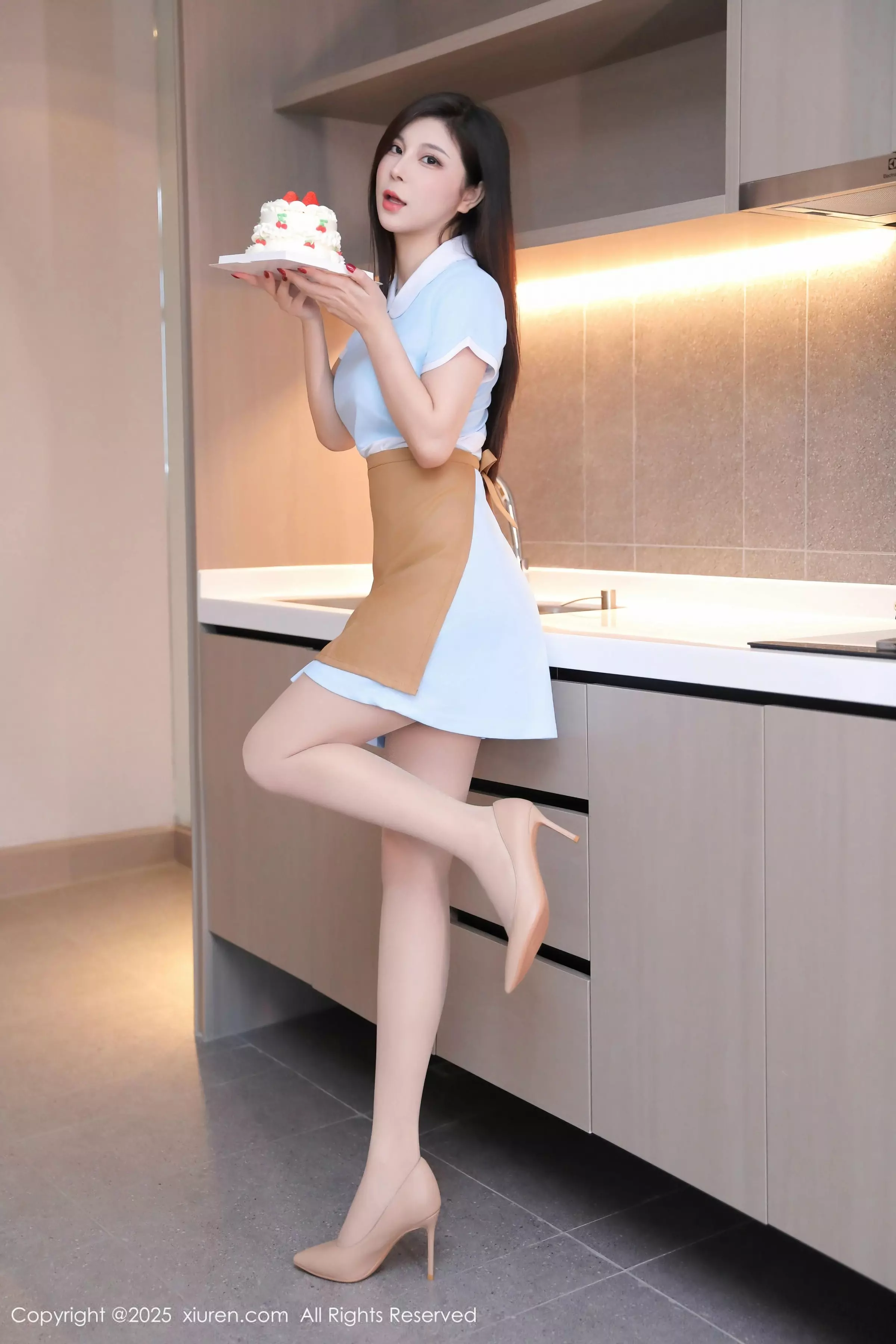 [XiuRen]高清写真图 2025.03.17 No.10029 小蛮妖Yummy 丝袜美臀