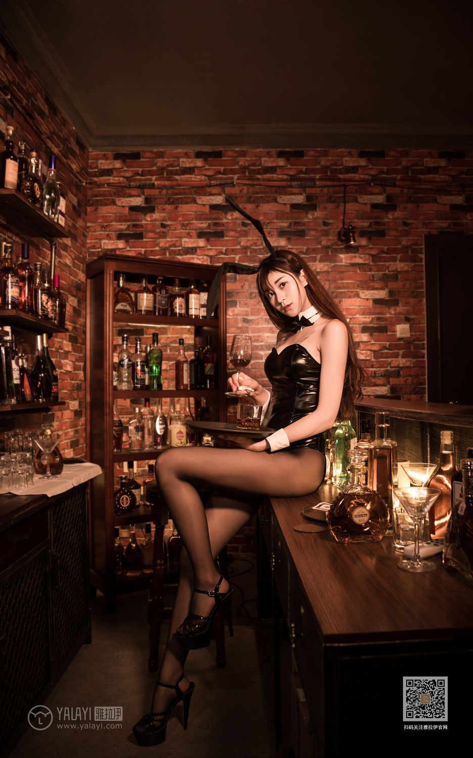 [YALAYI雅拉伊]高清写真图 2020.02.03 Vol.533 酒吧兔女郎 陈若冰