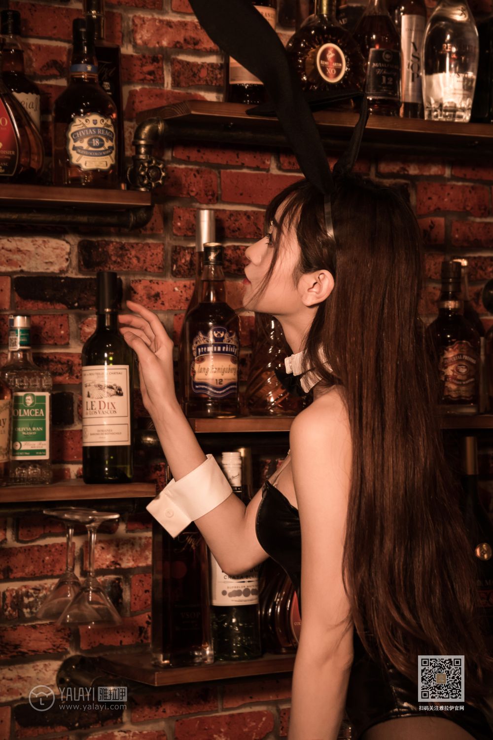 [YALAYI雅拉伊]高清写真图 2020.02.03 Vol.533 酒吧兔女郎 陈若冰