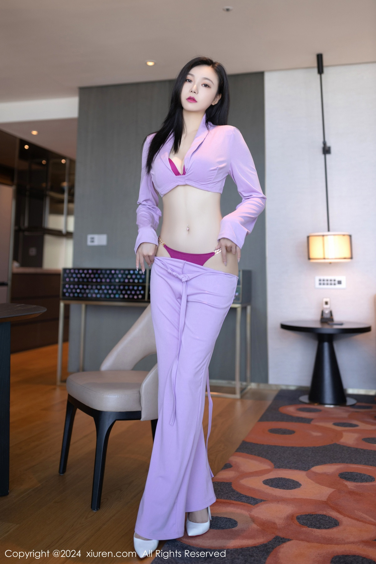 [XiuRen]高清写真图 2024.01.23 No.8006 安然anran OL美腿