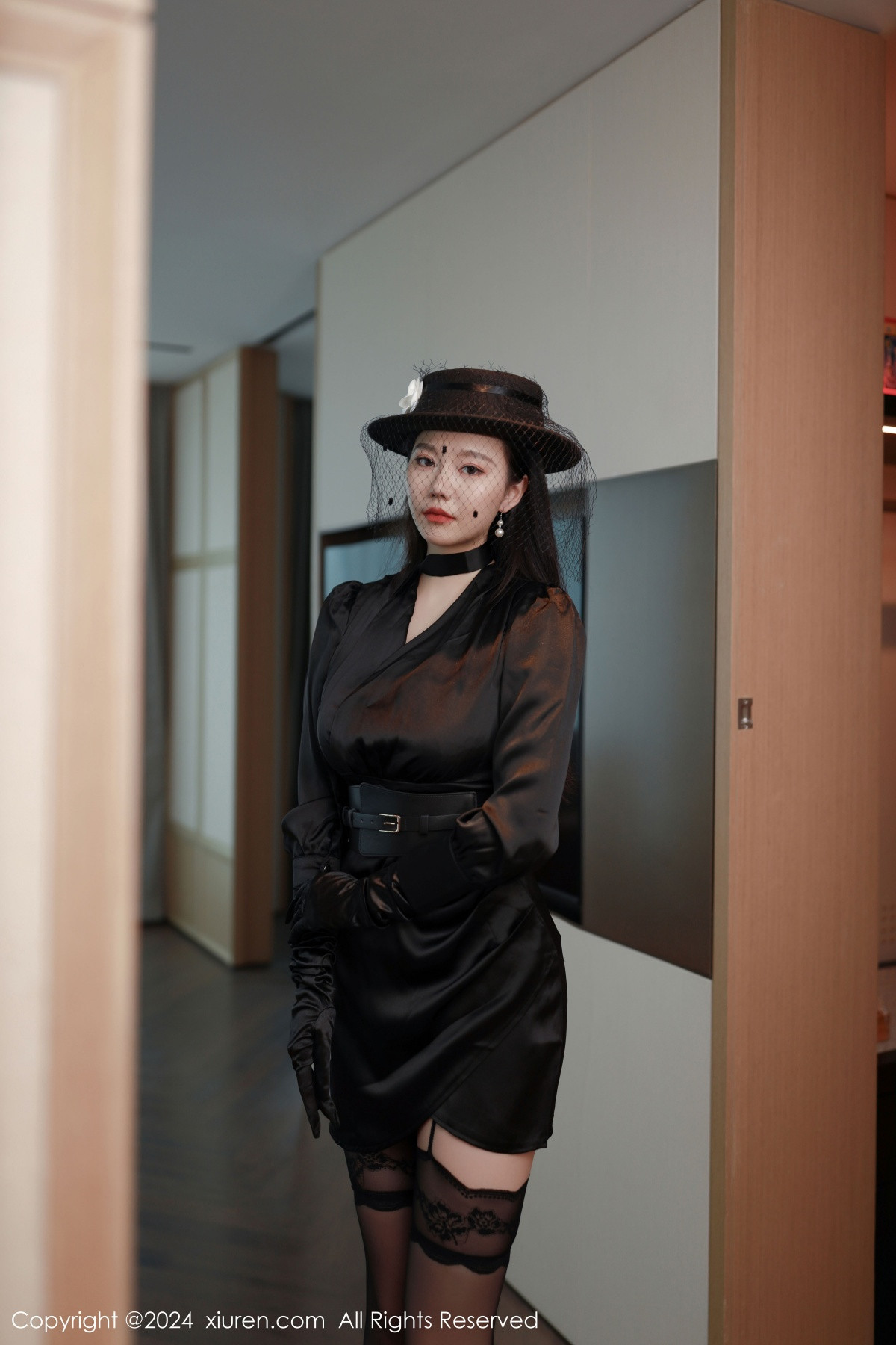 [XiuRen]高清写真图 2024.08.20 No.9041 安然anran 黑丝美臀