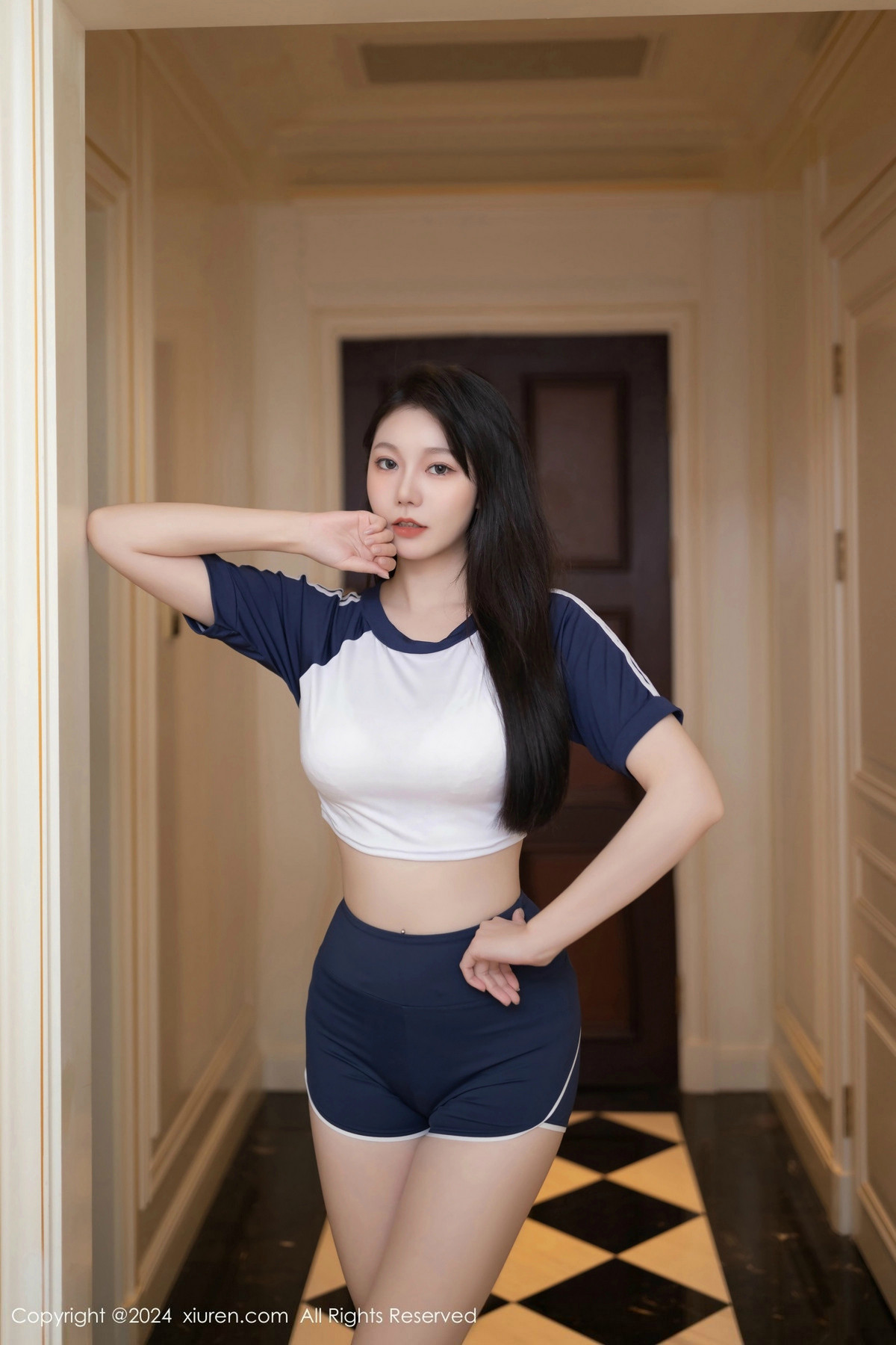 [XiuRen]高清写真图 2024.11.26 No.9506 安然anran 丝袜美腿