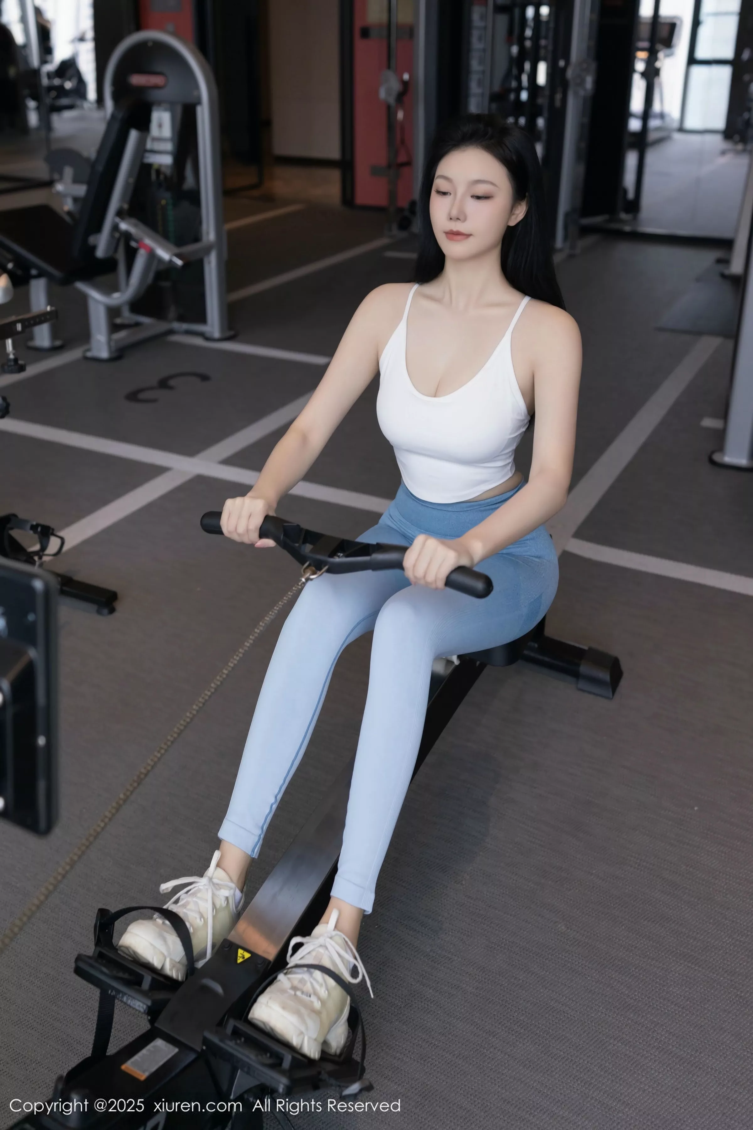 [XiuRen]高清写真图 2025.05.13 No.10272 安然anran 白色运动服