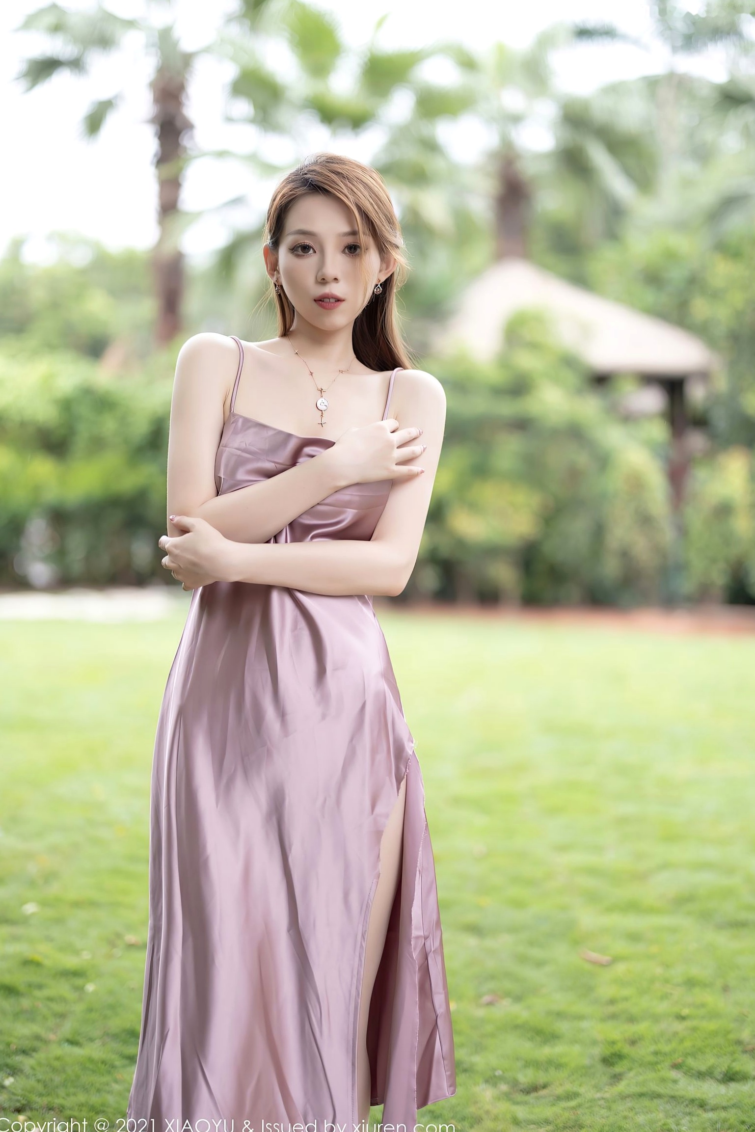 XiaoYu语画界-571-言沫-华清池典雅吊带裙丁字裤-2021.07.15