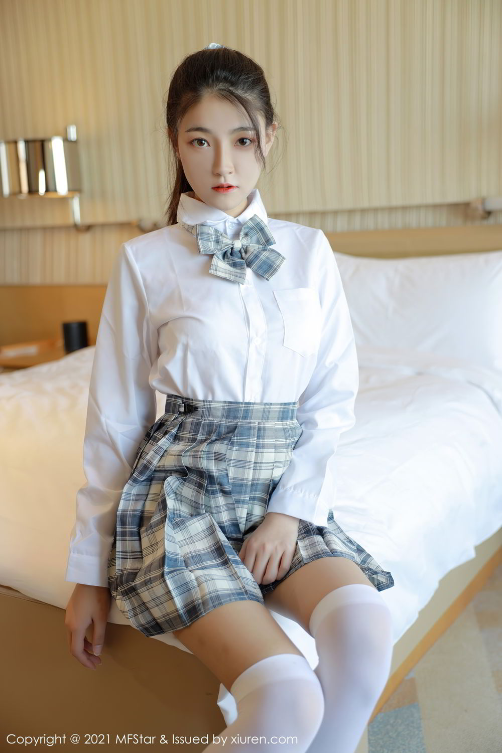 [MFStar]高清写真图 2021.01.27 VOL.448 Laura苏雨彤