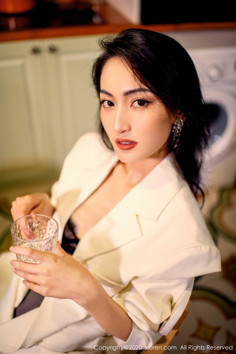 [XiuRen]高清写真图 2020.10.30 No.2718 陈舒羽