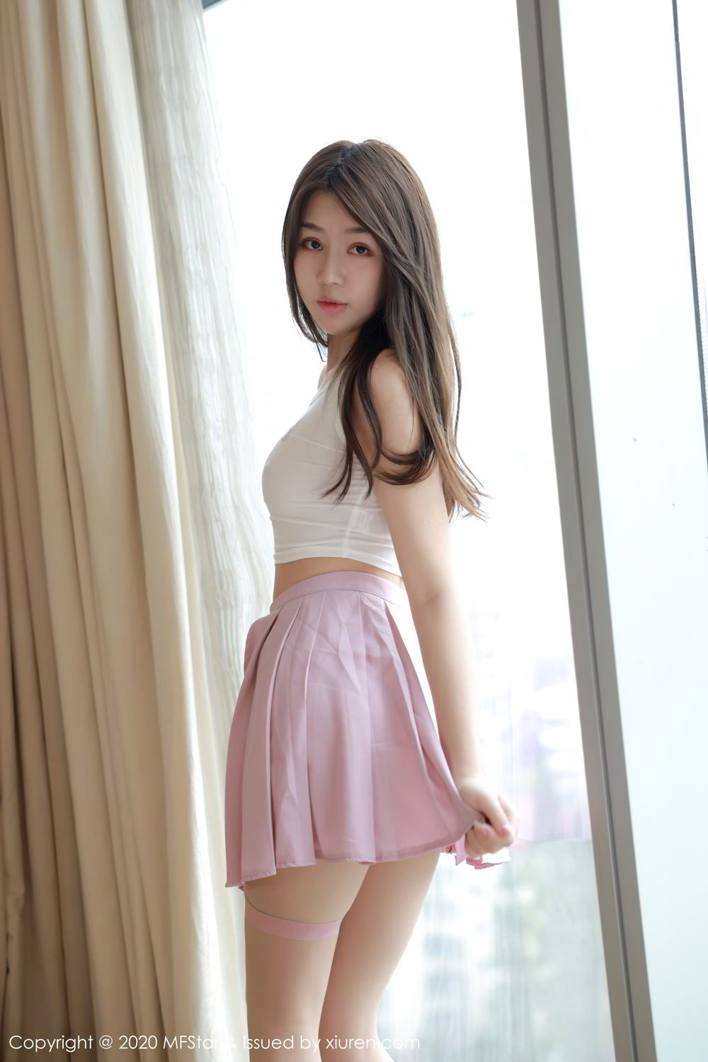 [MFStar]高清写真图 2020.09.10 VOL.384 梦梵