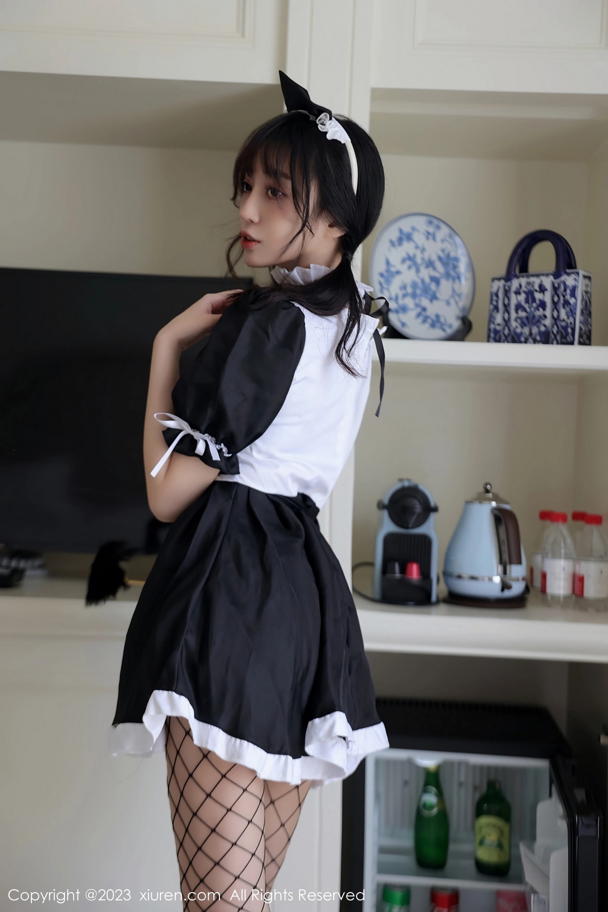 [XiuRen]高清写真图 2023.08.11 No.7217 玥儿玥er 女仆服美腿