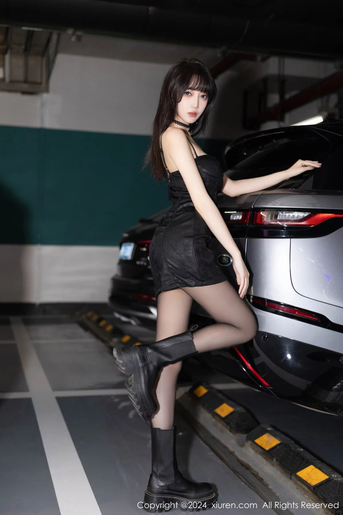[XIAOYU]高清写真图 2024.01.02 VOL.1176 玥儿玥er 灰丝美腿