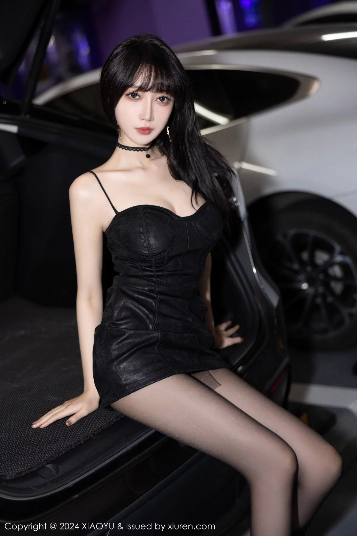 [XIAOYU]高清写真图 2024.01.02 VOL.1176 玥儿玥er 灰丝美腿
