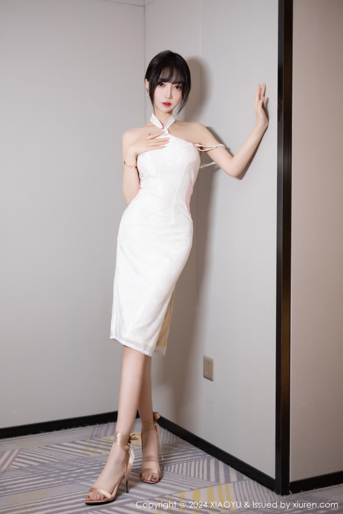 [XIAOYU]高清写真图 2024.01.17 VOL.1186 玥儿玥er 旗袍美腿
