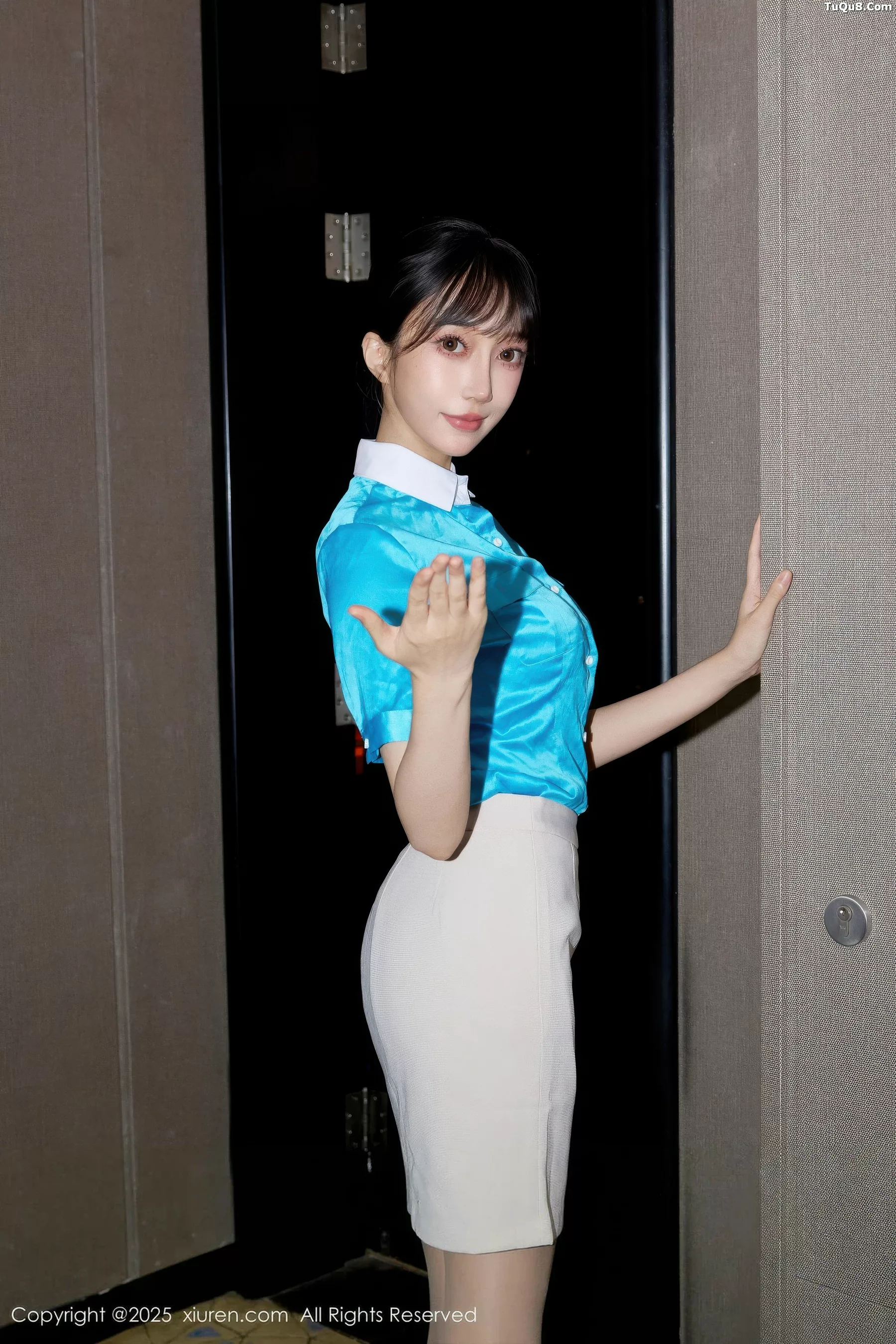[XiuRen]高清写真图 2025.10.27 No.10914 玥儿玥er 空姐制服