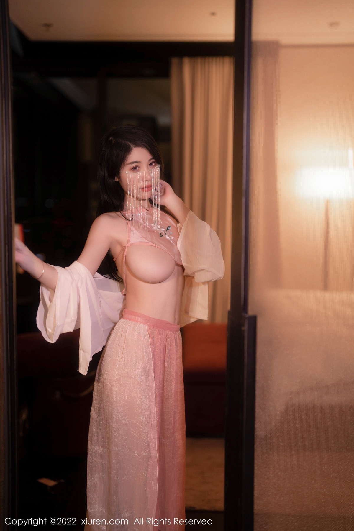 [XiuRen]高清写真图 2022.12.14 No.5994 美七Mia 美臀布兜