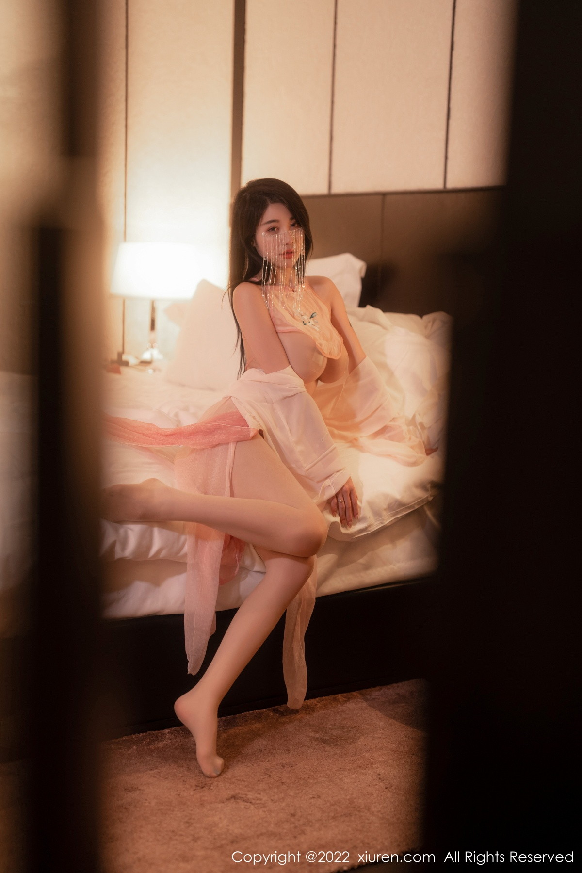 [XiuRen]高清写真图 2022.12.14 No.5994 美七Mia 美臀布兜