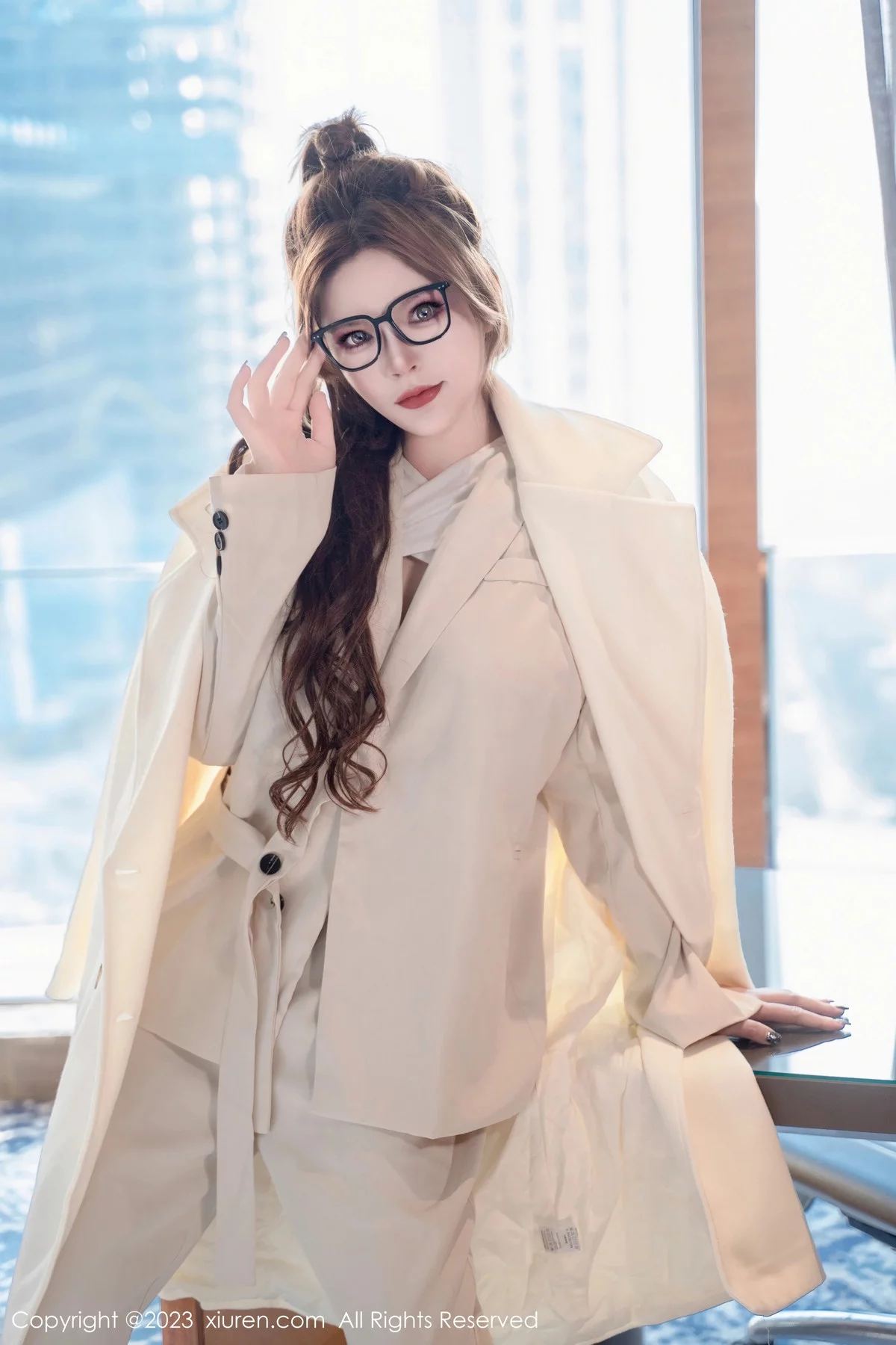[XiuRen]高清写真图 2023.12.26 No.7865 伊丽莎有点白 丰腴美臀