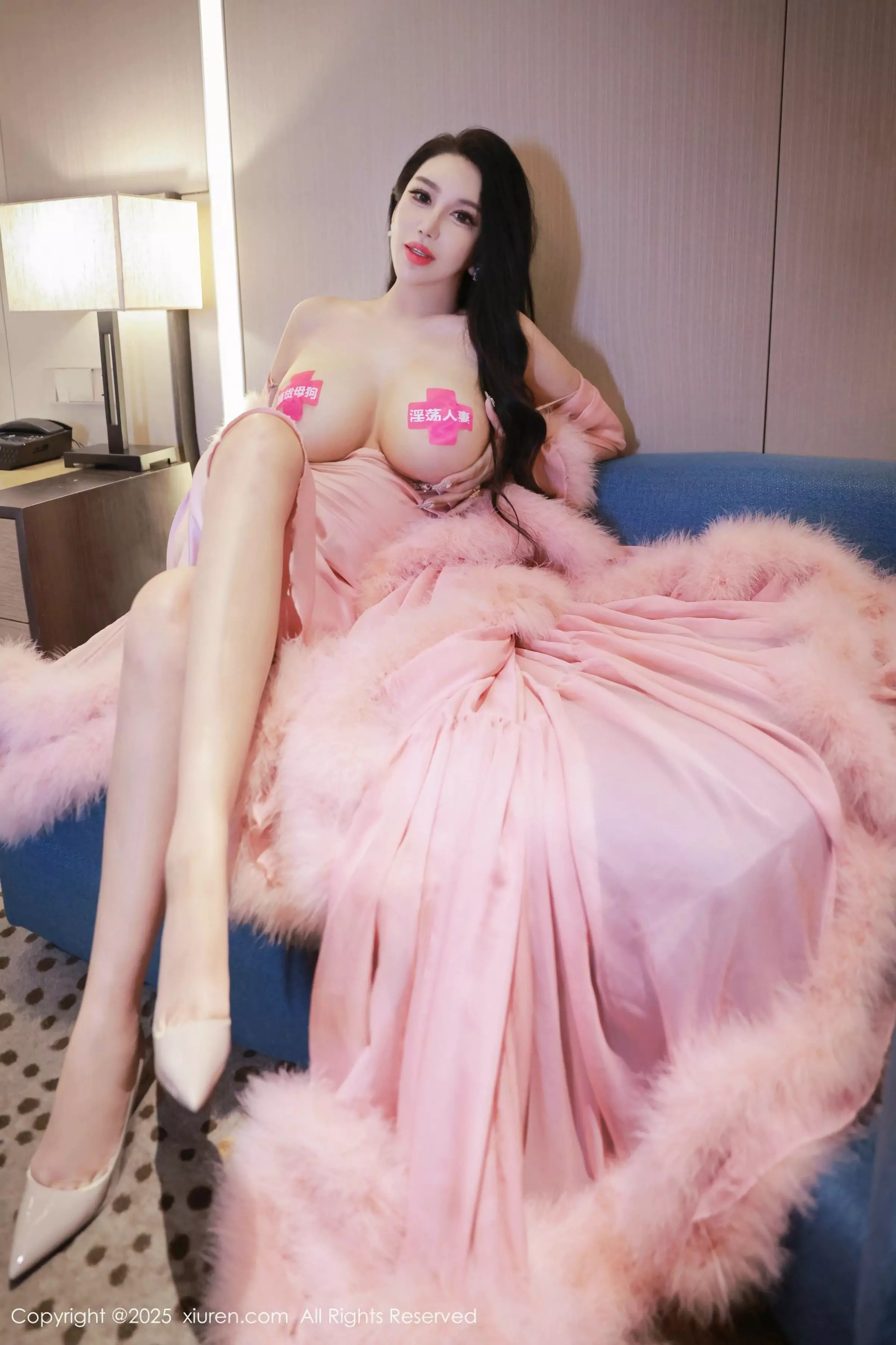 [XiuRen]高清写真图 2025.03.25 No.10065 乔安娜 欧美范美女