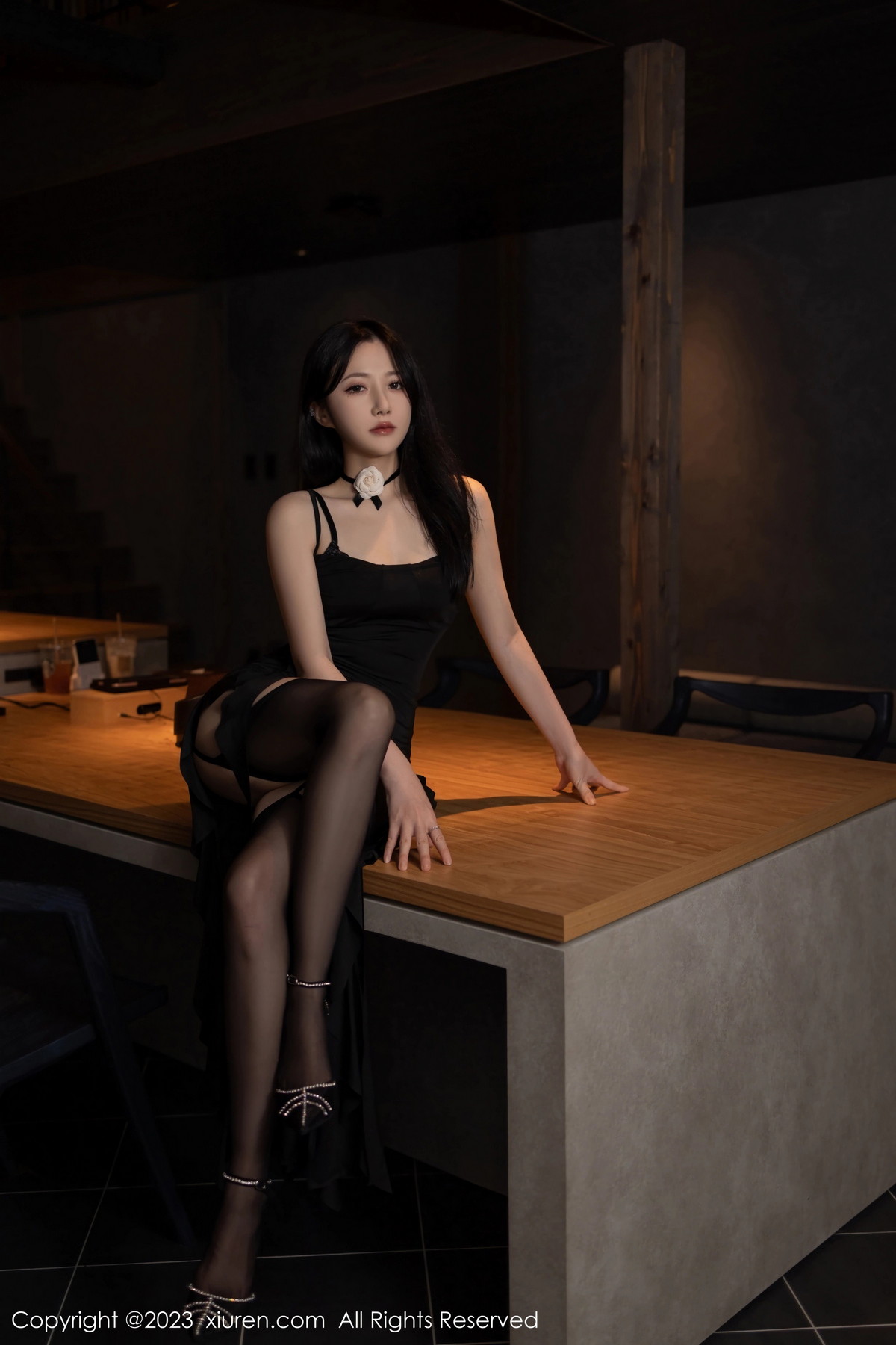 [XiuRen]高清写真图 2023.09.28 No.7460 鱼子酱Fish 黑丝美腿