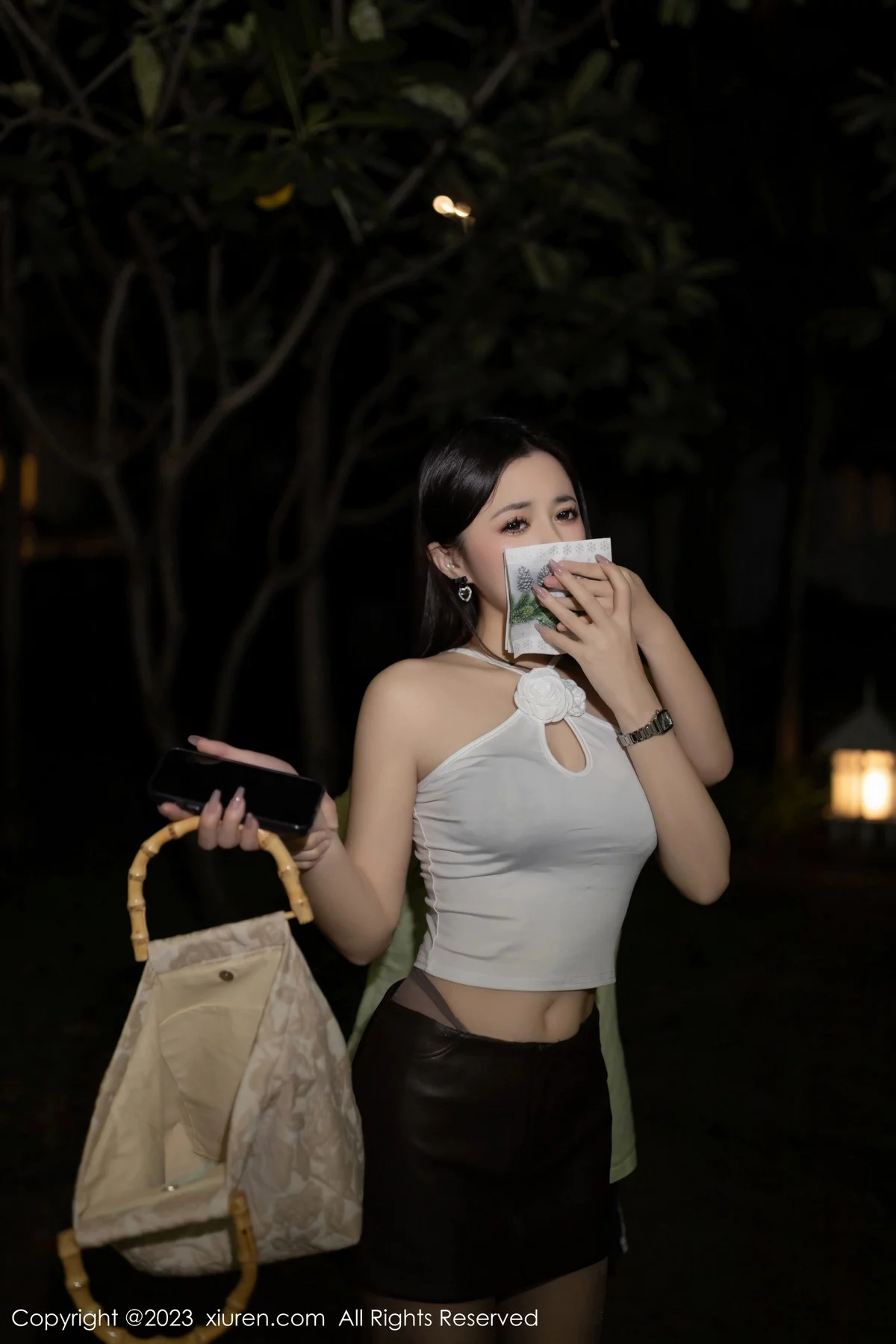 [XiuRen]高清写真图 2023.12.29 No.7888 鱼子酱Fish 短裙美腿