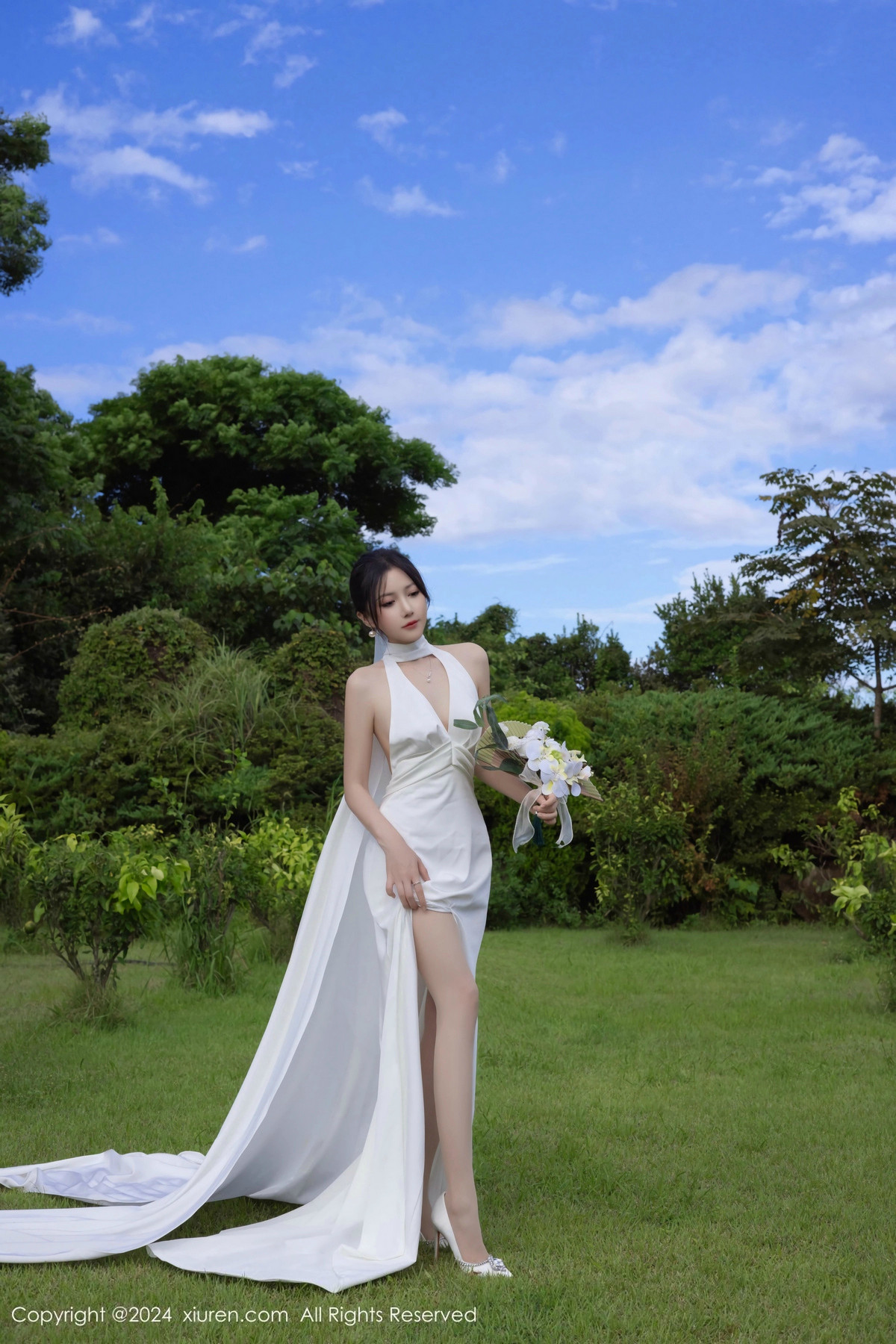 [XiuRen]高清写真图 2024.11.01 No.9387 鱼子酱Fish 丝袜美腿