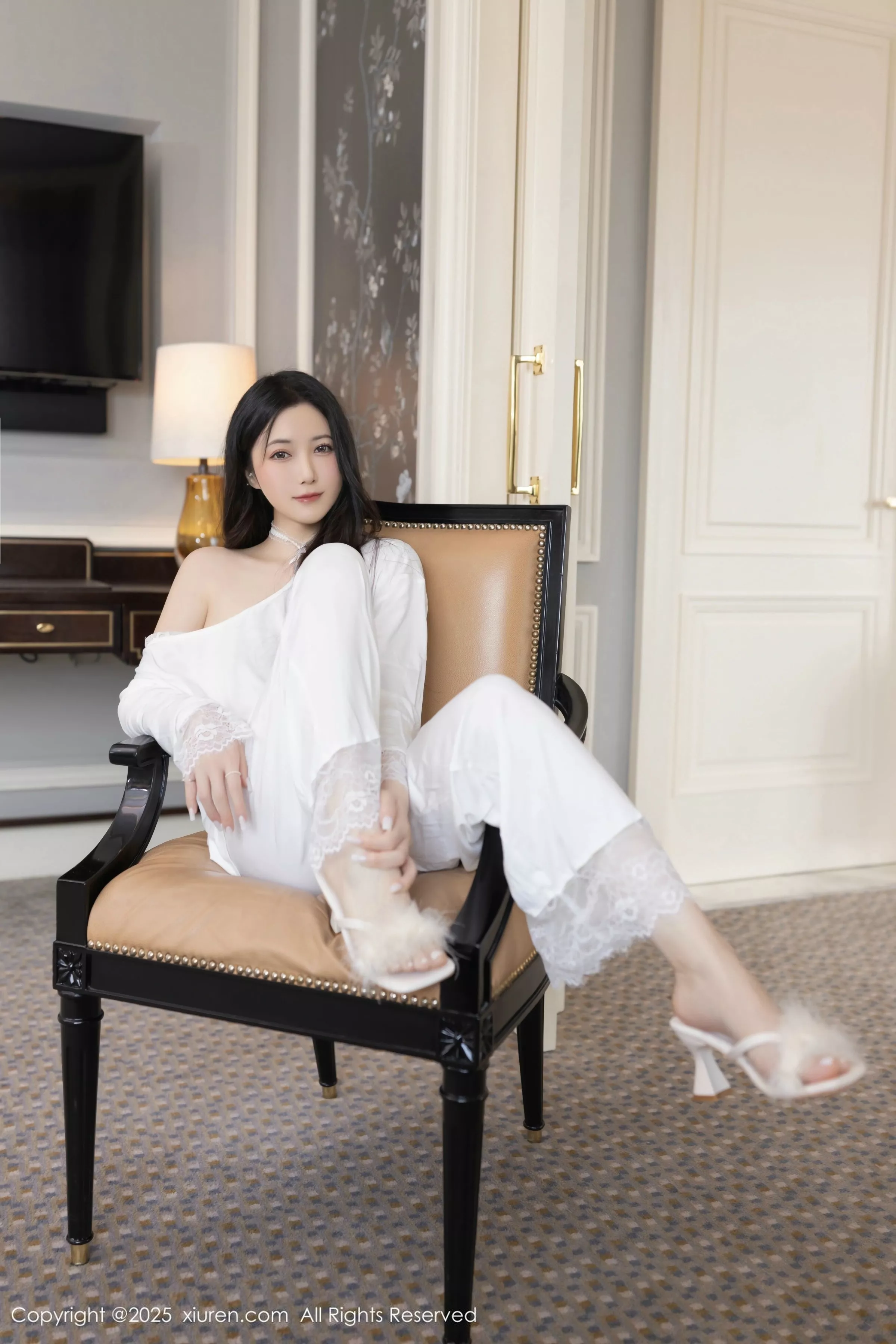 [XiuRen]高清写真图 2025.06.20 No.10445 鱼子酱Fish 印尼旅拍