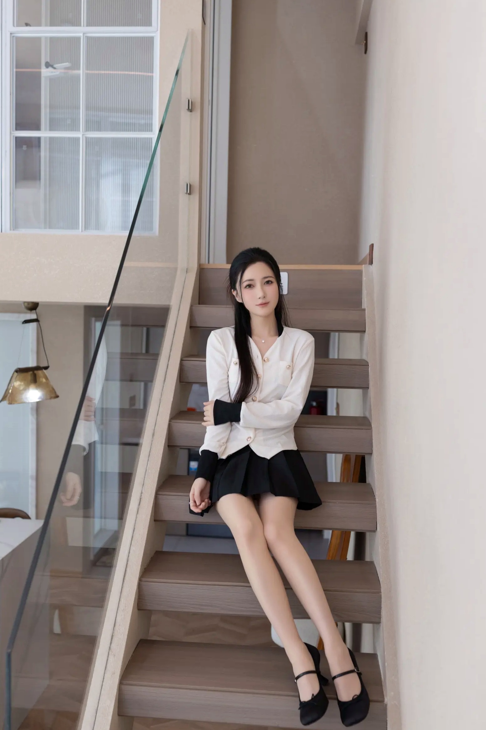 [XR] 鱼子酱Fish 《姐姐》私房写真，居家职业装御姐优雅诱惑，曼妙身姿[121P]