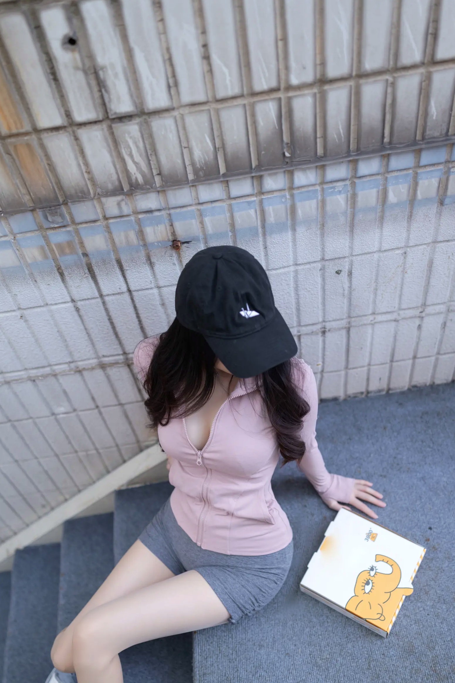 [XR] 鱼子酱Fish 披萨主题创意私房照，大尺度性感身材曲线呈现