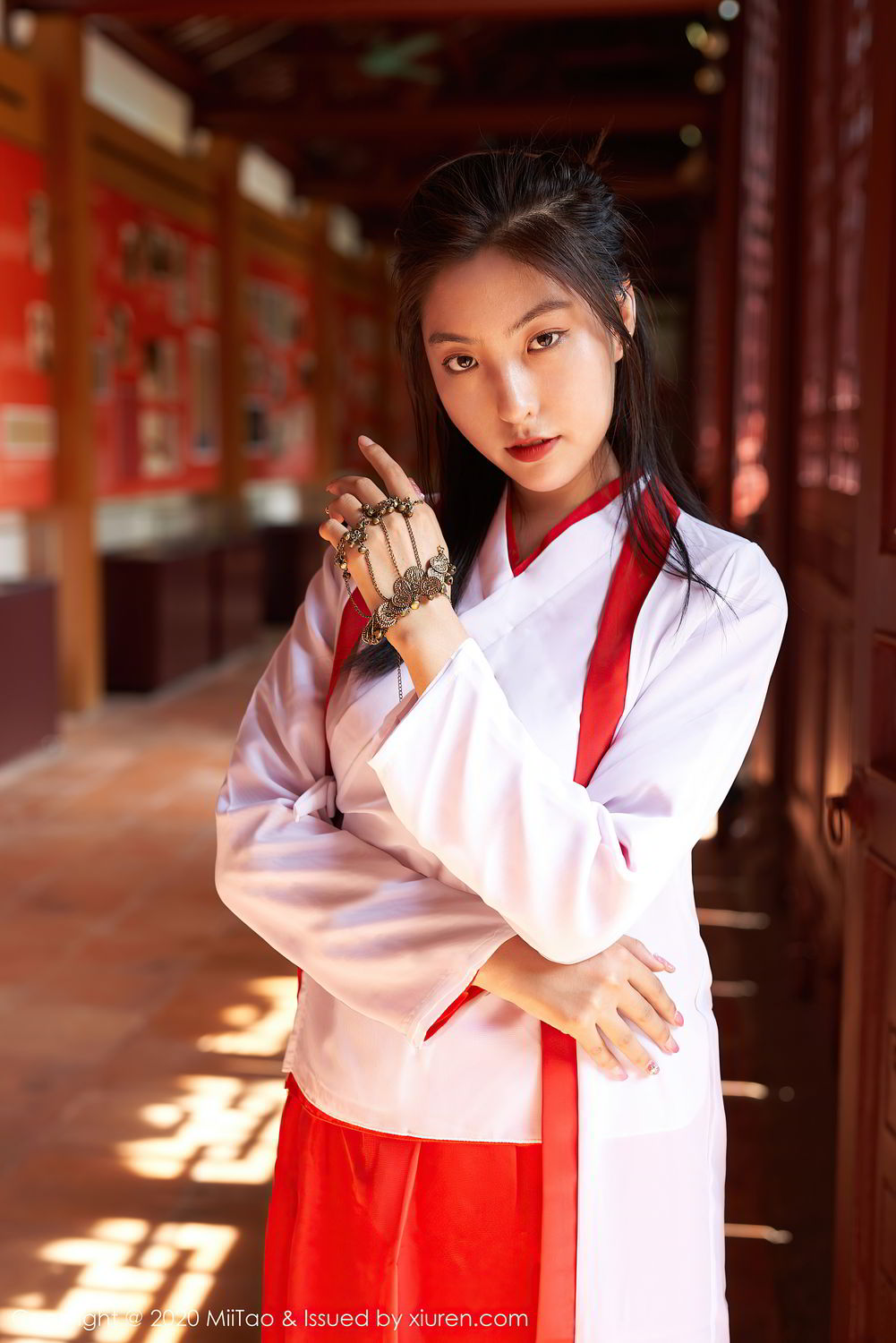 [MiiTao]高清写真图 2020.09.02 VOL.142 茵茵简
