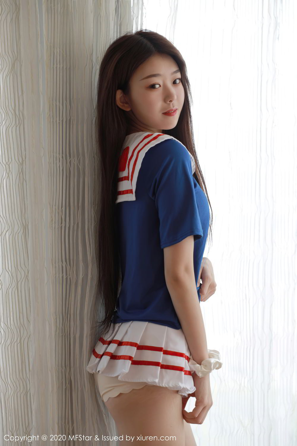 [MFStar]高清写真图 2020.09.28 VOL.395 小奶瓶呜鸣