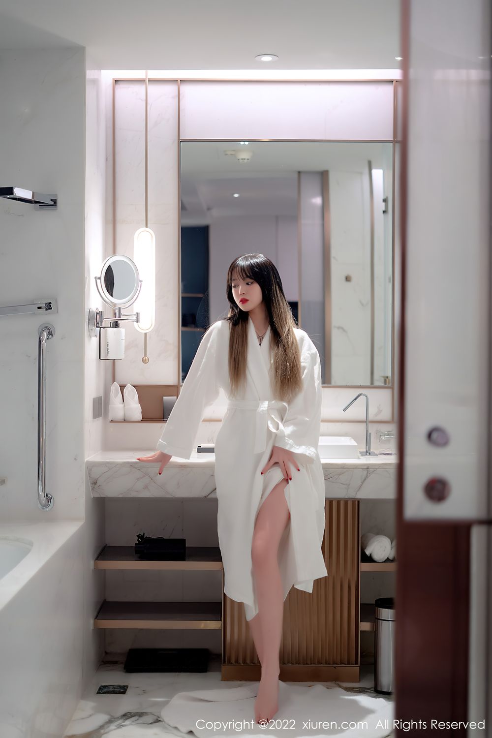 [XiuRen]高清写真图 2022.02.21 No.4611 奶瓶.