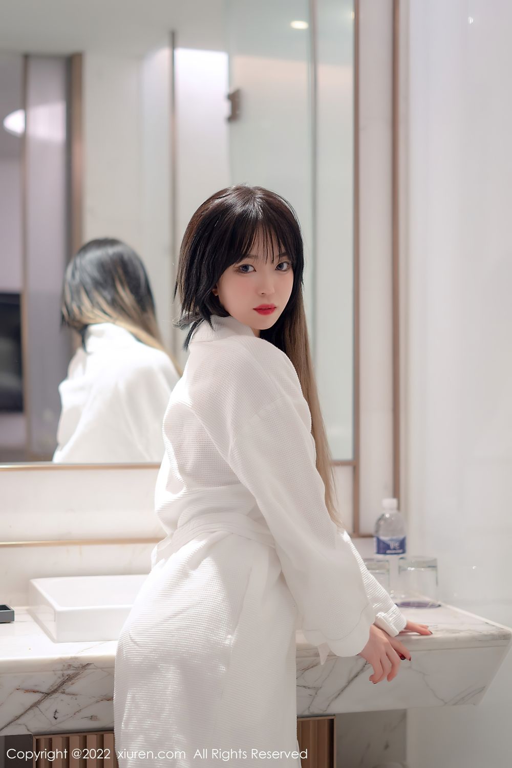 [XiuRen]高清写真图 2022.02.21 No.4611 奶瓶.