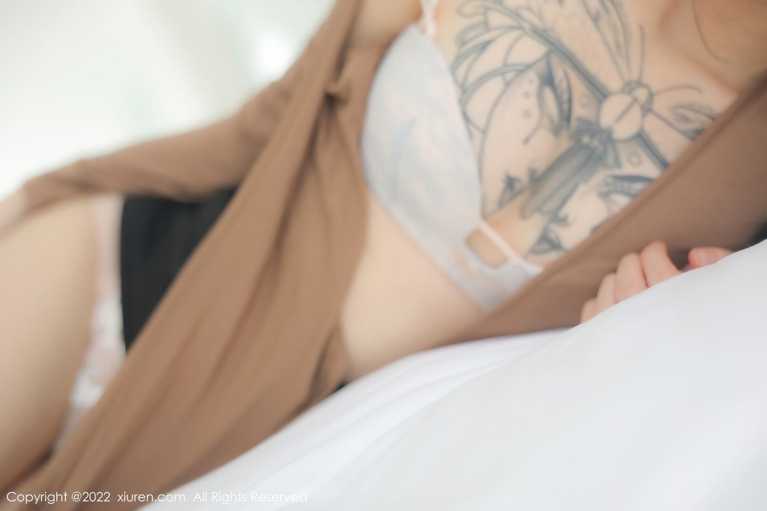 [XiuRen]高清写真图 2022.09.14 No.5587 奶瓶