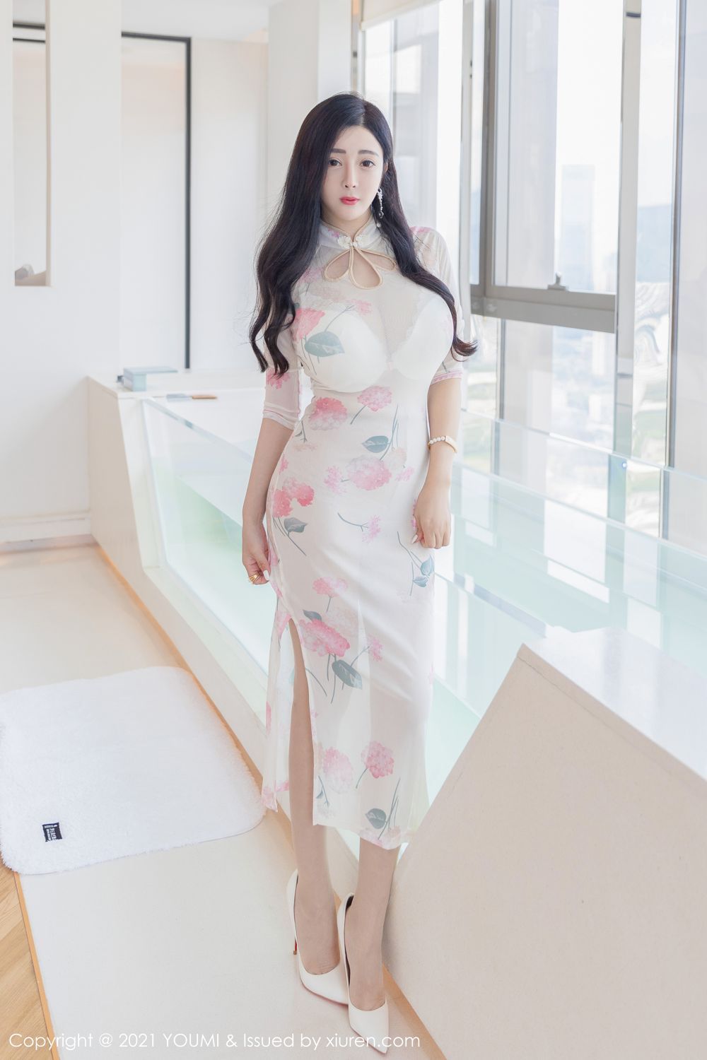 [YOUMI]高清写真图 2021.10.18 VOL.706 允薾