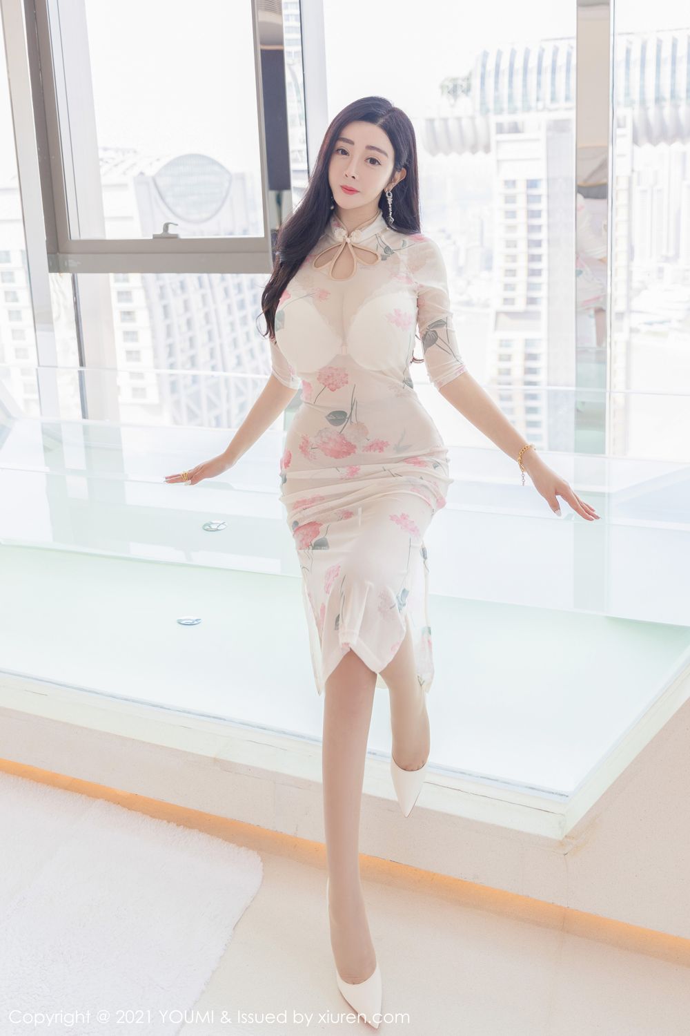 [YOUMI]高清写真图 2021.10.18 VOL.706 允薾