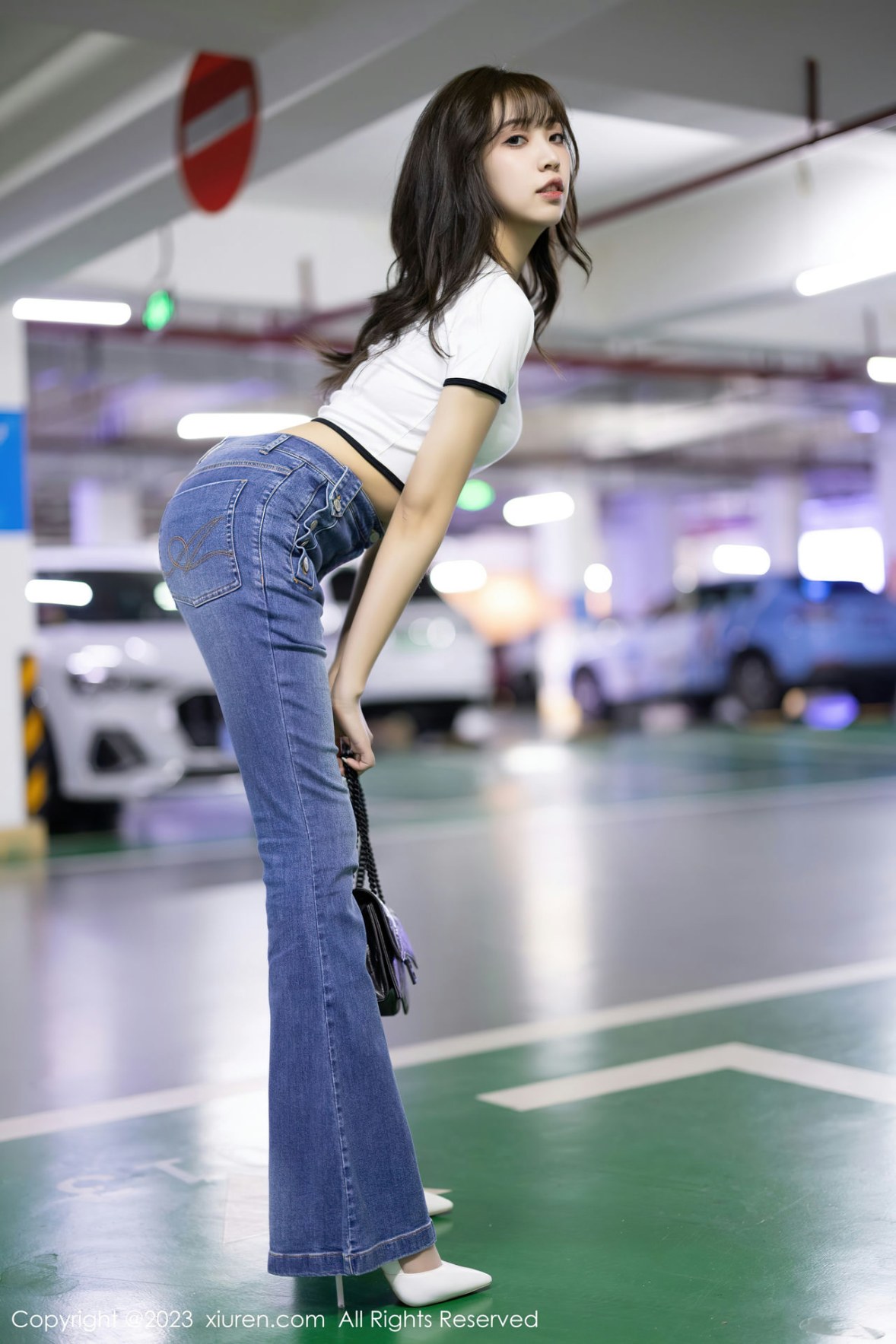 [XiuRen]高清写真图 2023.01.19 No.6160 郑颖姗Bev 蕾丝内衣