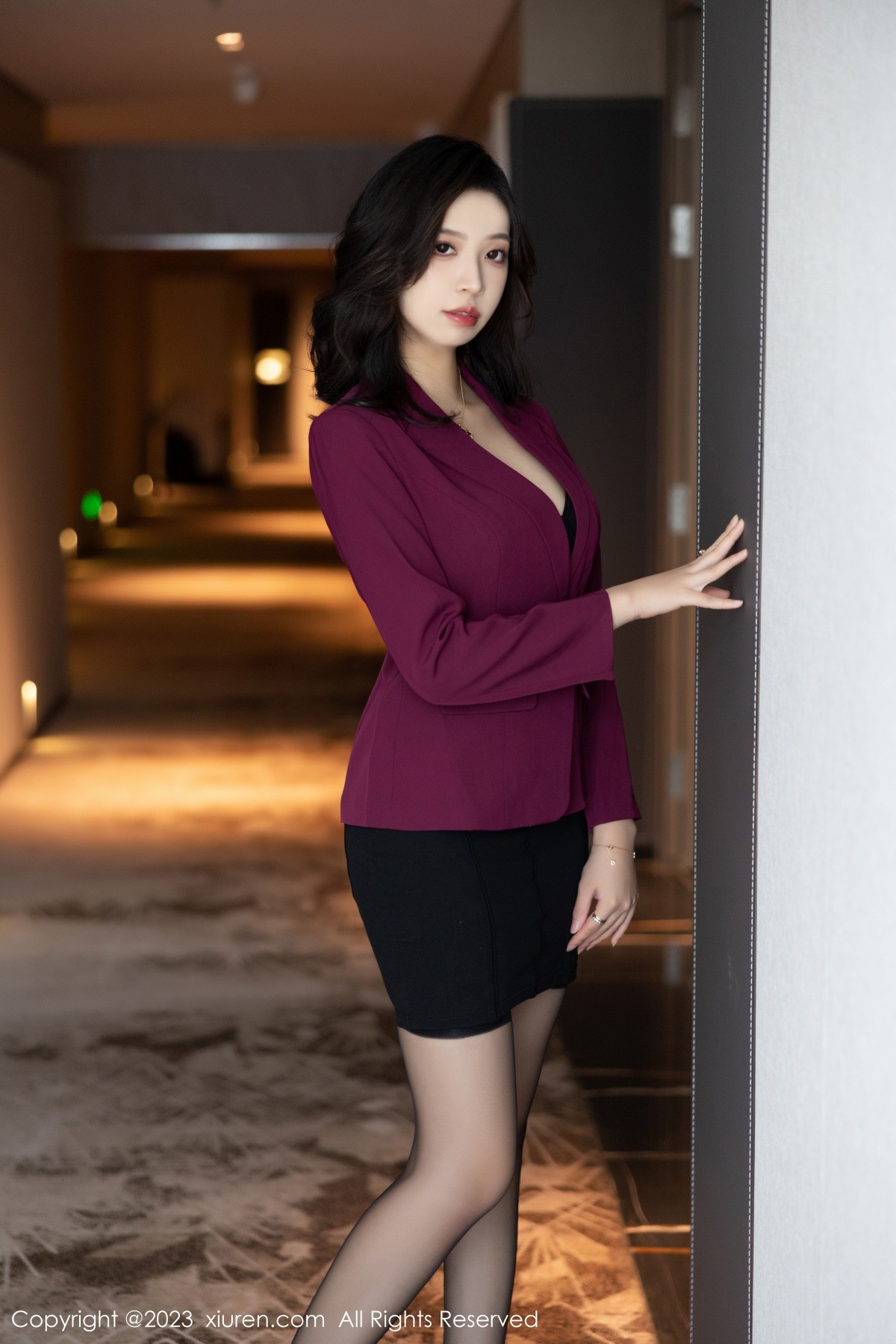 [XiuRen]高清写真图 2023.06.07 No.6870 郑颖姗Bev 黑丝美臀